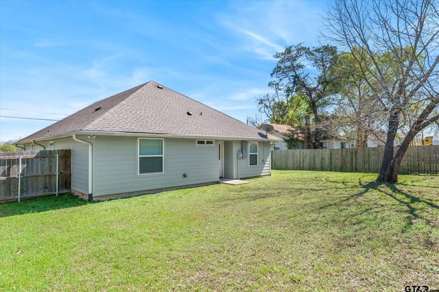 1011 Athens Street, Canton, TX 75103