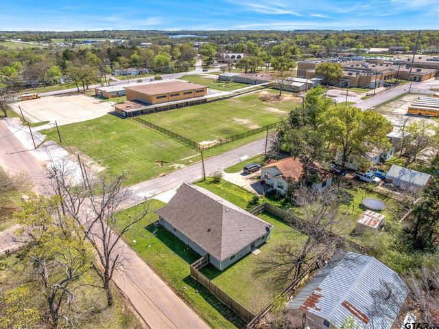 1011 Athens Street, Canton, TX 75103