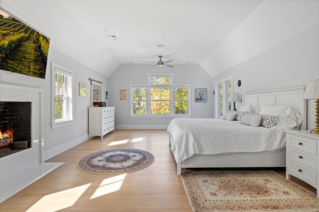 41 Arbutus Road, Quogue, NY 11959
