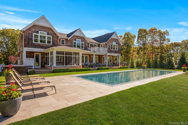 41 Arbutus Road, Quogue, NY 11959