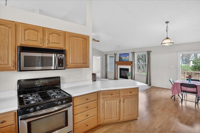 69756 Knottingham Lane, Edwardsburg, MI 49112