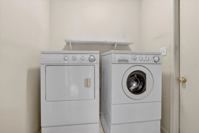 69756 Knottingham Lane, Edwardsburg, MI 49112