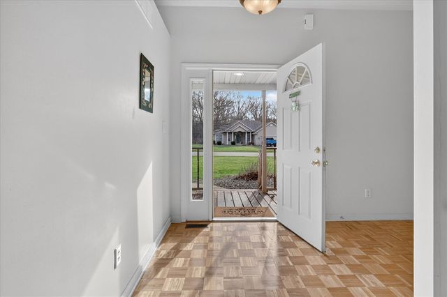 69756 Knottingham Lane, Edwardsburg, MI 49112