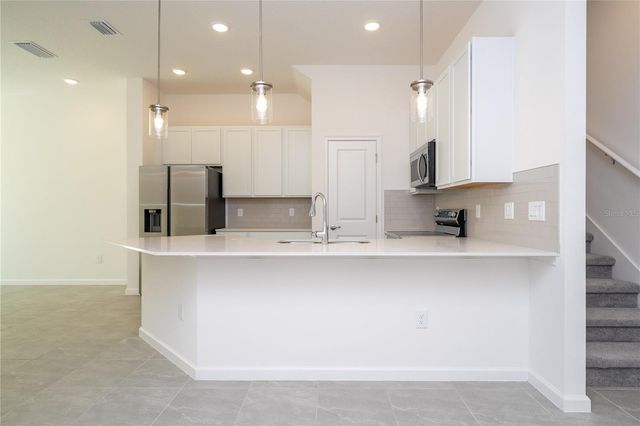 10580 EBB TIDE LANE, Orlando, FL 32821