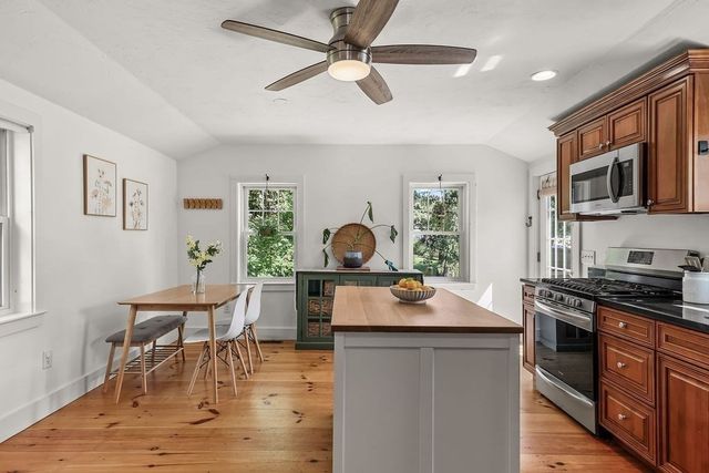 44 Exchange St, Holliston, MA 01746