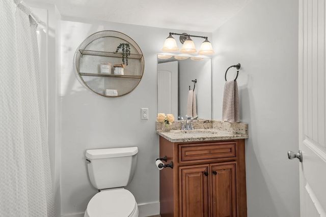 44 Exchange St, Holliston, MA 01746