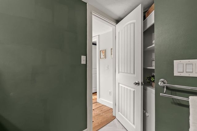 44 Exchange St, Holliston, MA 01746