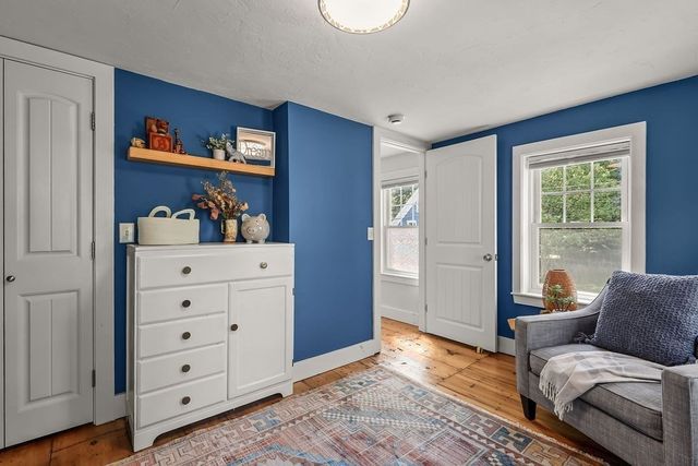 44 Exchange St, Holliston, MA 01746