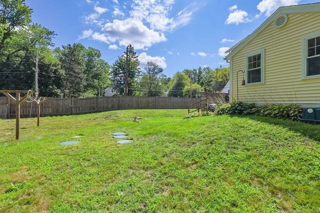 44 Exchange St, Holliston, MA 01746