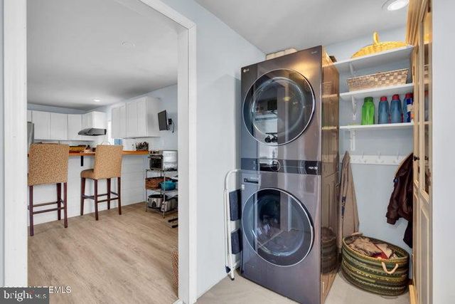 375 E BARNEGAT AVE, Bayville, NJ 08721