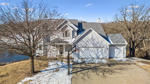 973 202nd Avenue, Pella, IA 50219