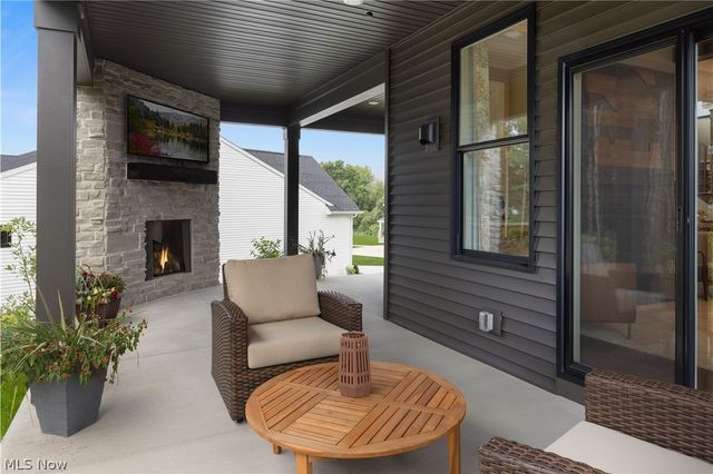 3735 Overlook Court, Fairlawn, OH 44333