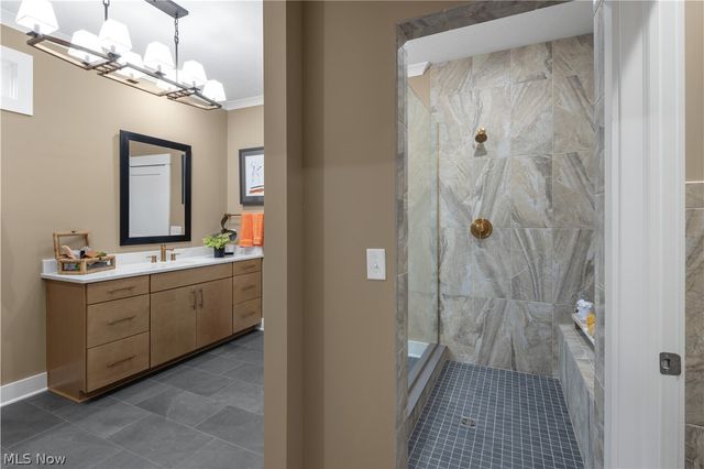 3735 Overlook Court, Fairlawn, OH 44333