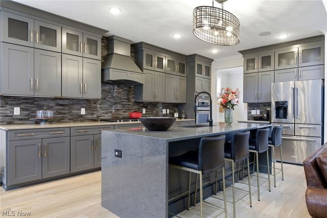 4650 Crocker Woods Lane, Westlake, OH 44145