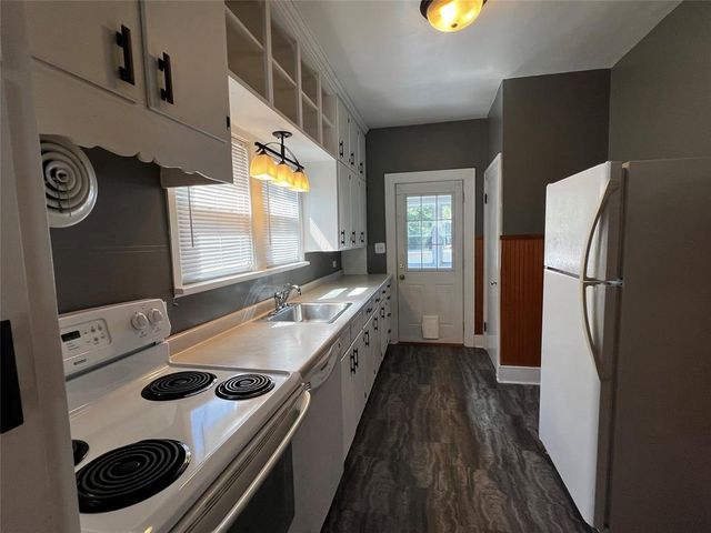 808 Dodge Street, Eau Claire, WI 54701
