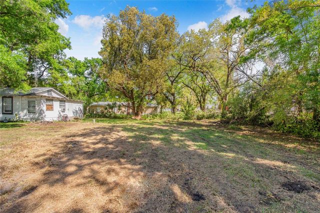 2007 W 61ST STREET, Tampa, FL 33619