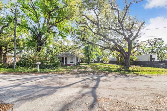 2007 W 61ST STREET, Tampa, FL 33619