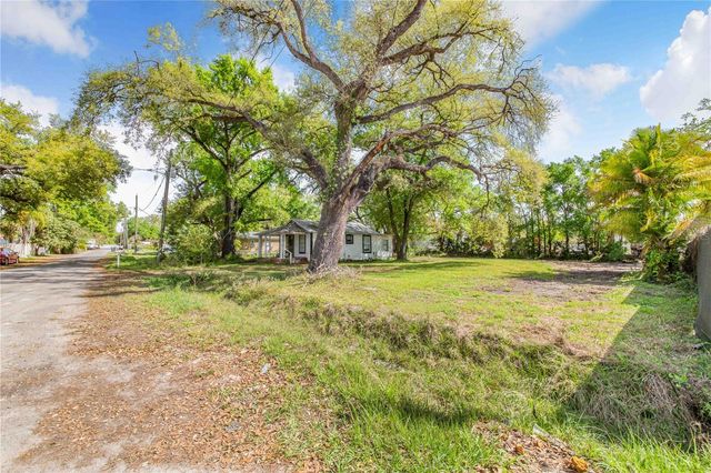 2007 W 61ST STREET, Tampa, FL 33619