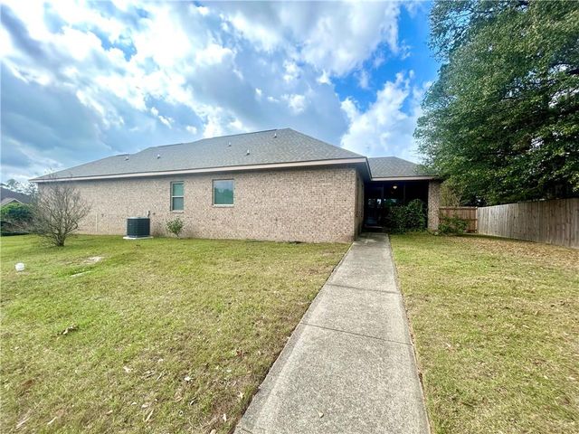 6320 Mcmurray N Place, Mobile, AL 36609