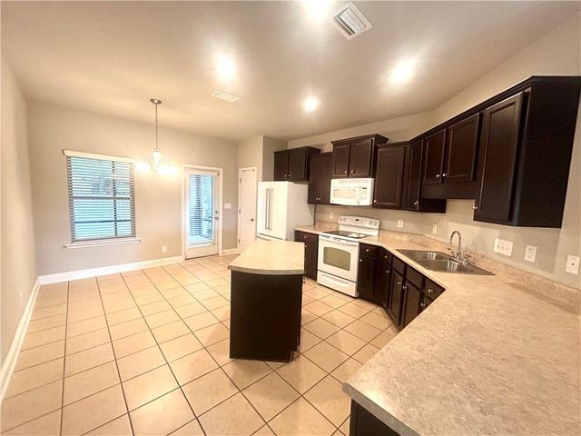 6320 Mcmurray N Place, Mobile, AL 36609