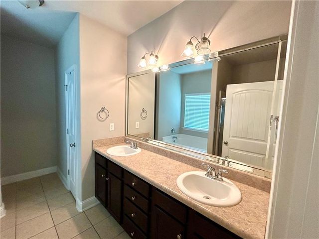 6320 Mcmurray N Place, Mobile, AL 36609