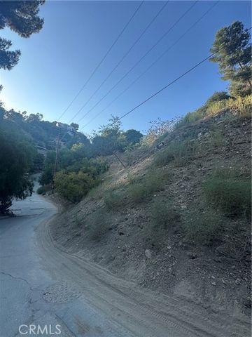 532 Rustic Dr, Los Angeles, CA 90065