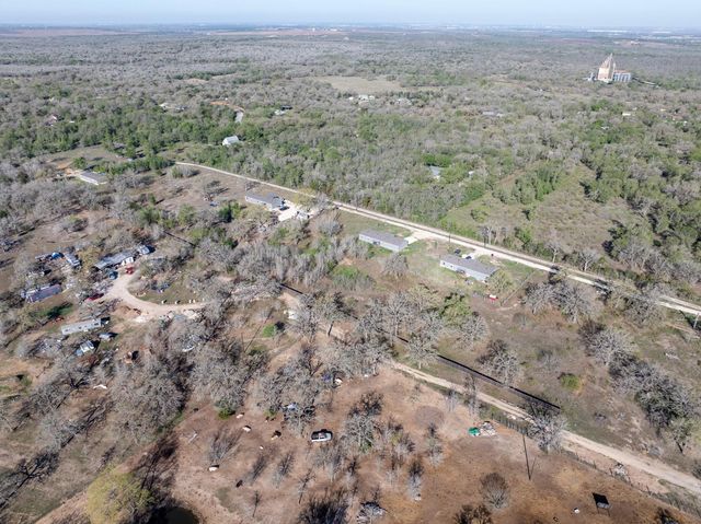 194 Williams LN A, Cedar Creek, TX 78612