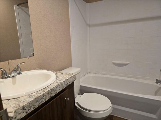194 Williams LN A, Cedar Creek, TX 78612