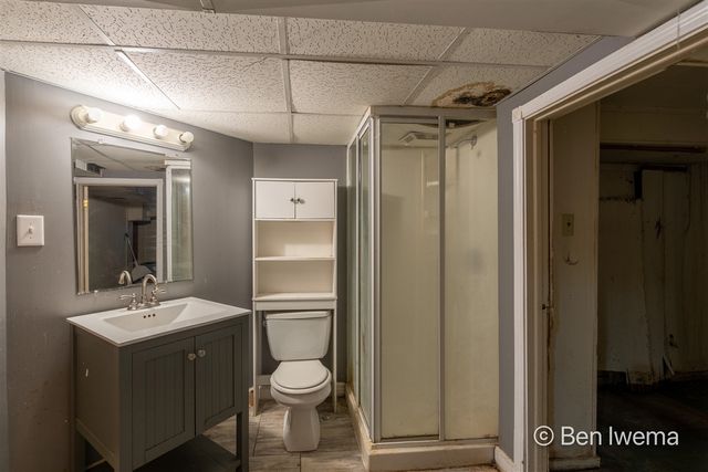 4623 Grantwood Avenue, Kentwood, MI 49508