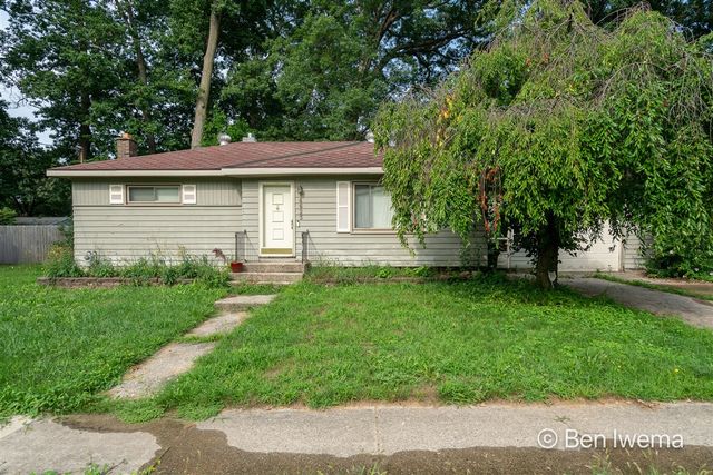 4623 Grantwood Avenue, Kentwood, MI 49508