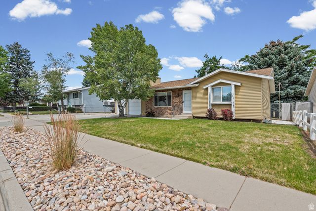 5907 S BRASS DR, Salt Lake City, UT 84118