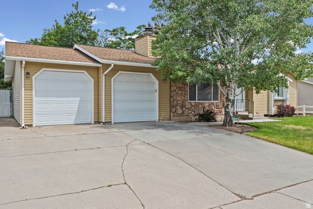 5907 S BRASS DR, Salt Lake City, UT 84118