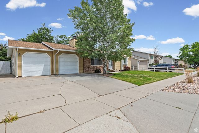 5907 S BRASS DR, Salt Lake City, UT 84118