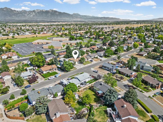 5907 S BRASS DR, Salt Lake City, UT 84118