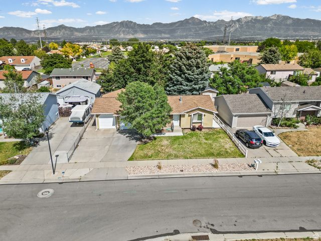 5907 S BRASS DR, Salt Lake City, UT 84118