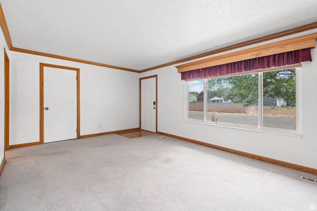5907 S BRASS DR, Salt Lake City, UT 84118