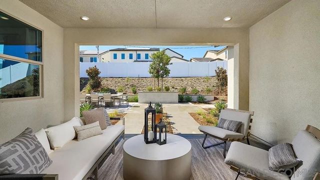 5561 Dora Way, Oceanside, CA 92057