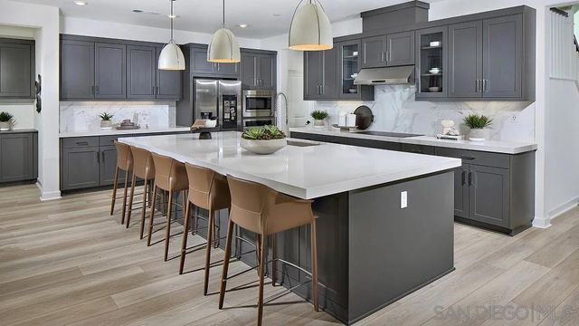 5561 Dora Way, Oceanside, CA 92057