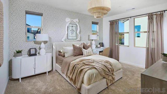 5561 Dora Way, Oceanside, CA 92057