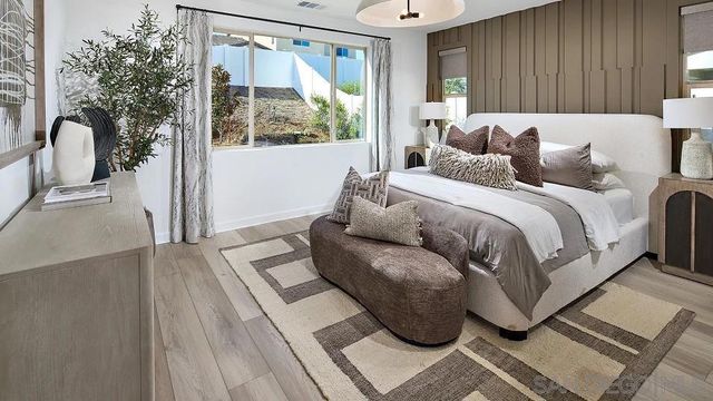 5561 Dora Way, Oceanside, CA 92057