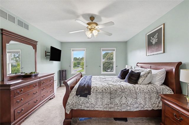 881 Taylor Rise, Victor, NY 14564