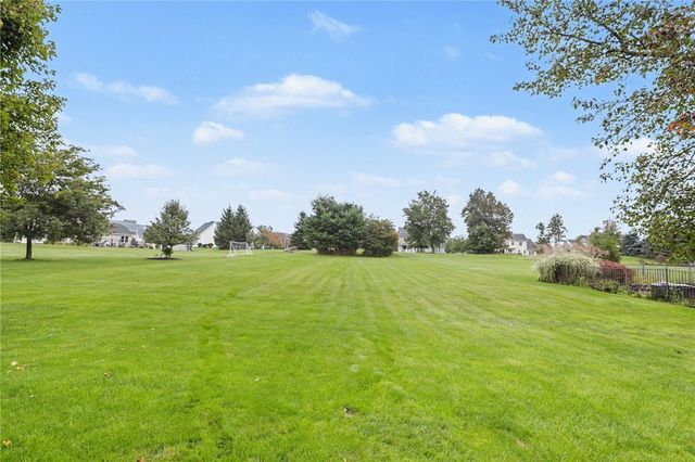 881 Taylor Rise, Victor, NY 14564