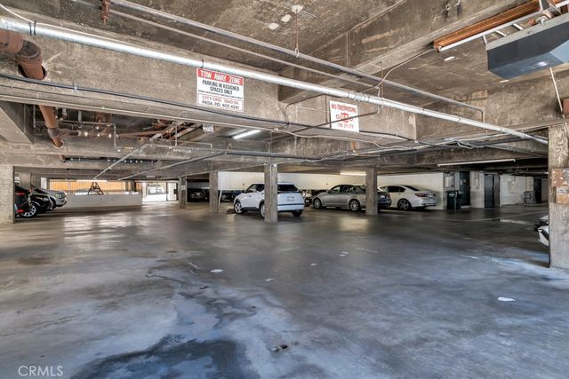 1015 N Michillinda 302, Pasadena, CA 91107