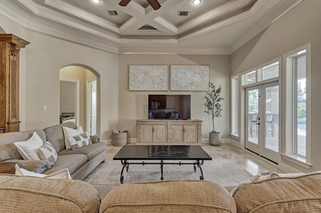18823 Quiet Water Way, Montgomery, TX 77356