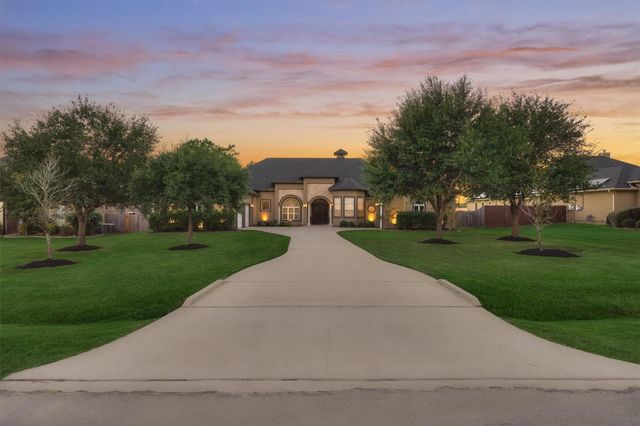 18823 Quiet Water Way, Montgomery, TX 77356