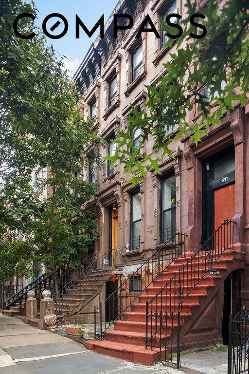 266 St James Place, New York City, NY 11238