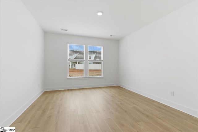 413 Crestcreek Drive, Anderson, SC 29621