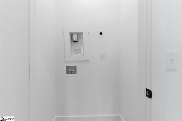 413 Crestcreek Drive, Anderson, SC 29621