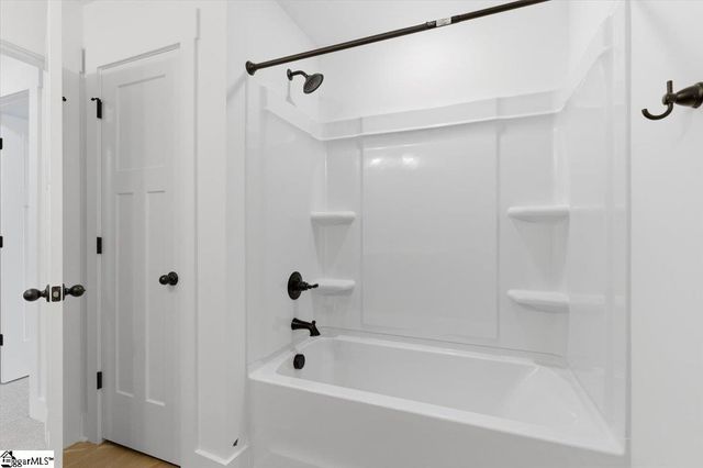 413 Crestcreek Drive, Anderson, SC 29621