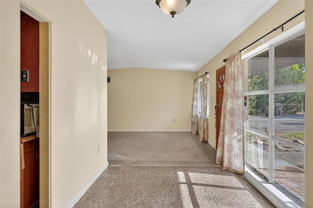 710 TWIN OAKS LANE, Eustis, FL 32726